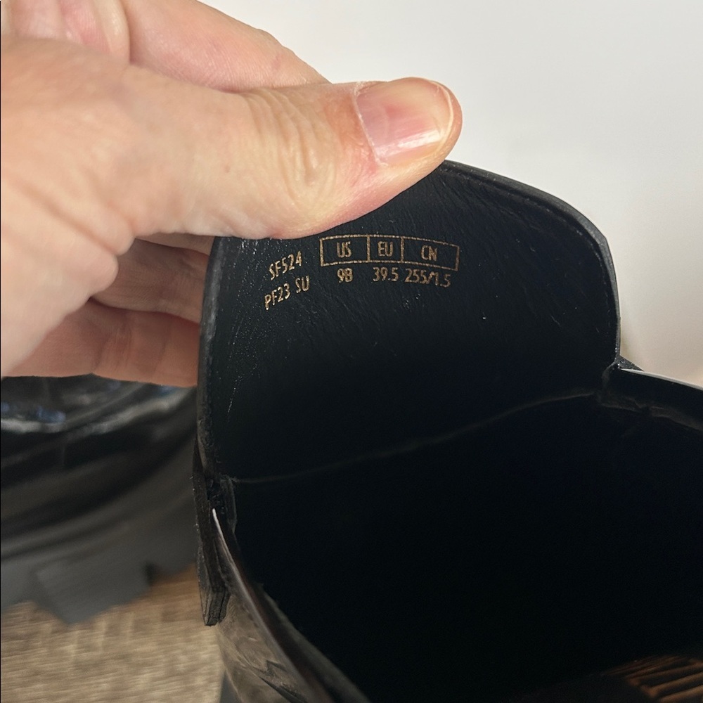 Stuart Weitzman SoHo Mule Loafer in Black NEW - Picture 11 of 13